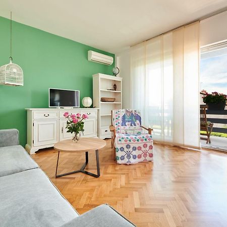 Morning Light Apartment อูมัค ภายนอก รูปภาพ