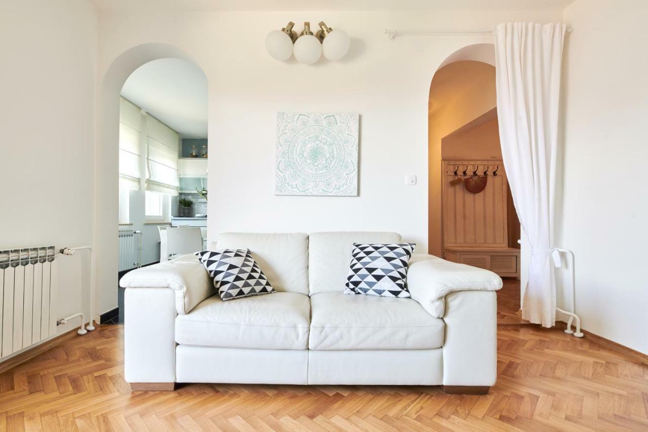 Morning Light Apartment อูมัค ภายนอก รูปภาพ